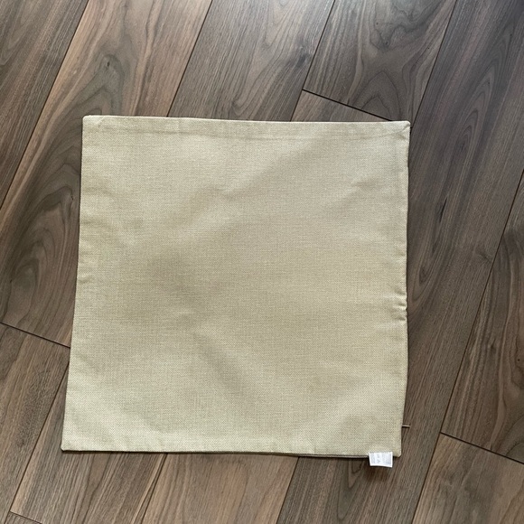 2 Linen Pillow Covers - Picture 3 of 3